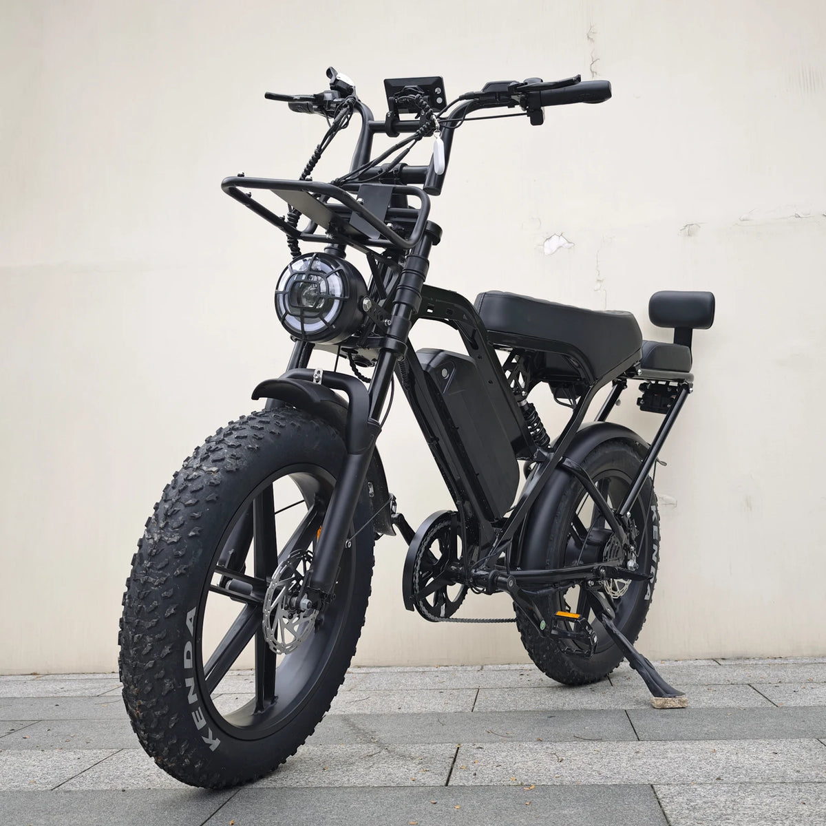 VOMO X80 PRO Electric Bicycle Steel Frame  Hydraulic Disc Brakes 7-Speed Pedal-Assist 15AH Brushless Lithium City E-Bike