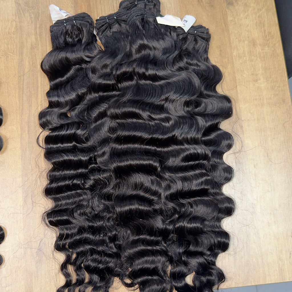 Wholesale Raw Wavy Human Hair Bundles Cuticle Aligned Body Wave Hair Double Weft Indian Curly Raw Human Hair