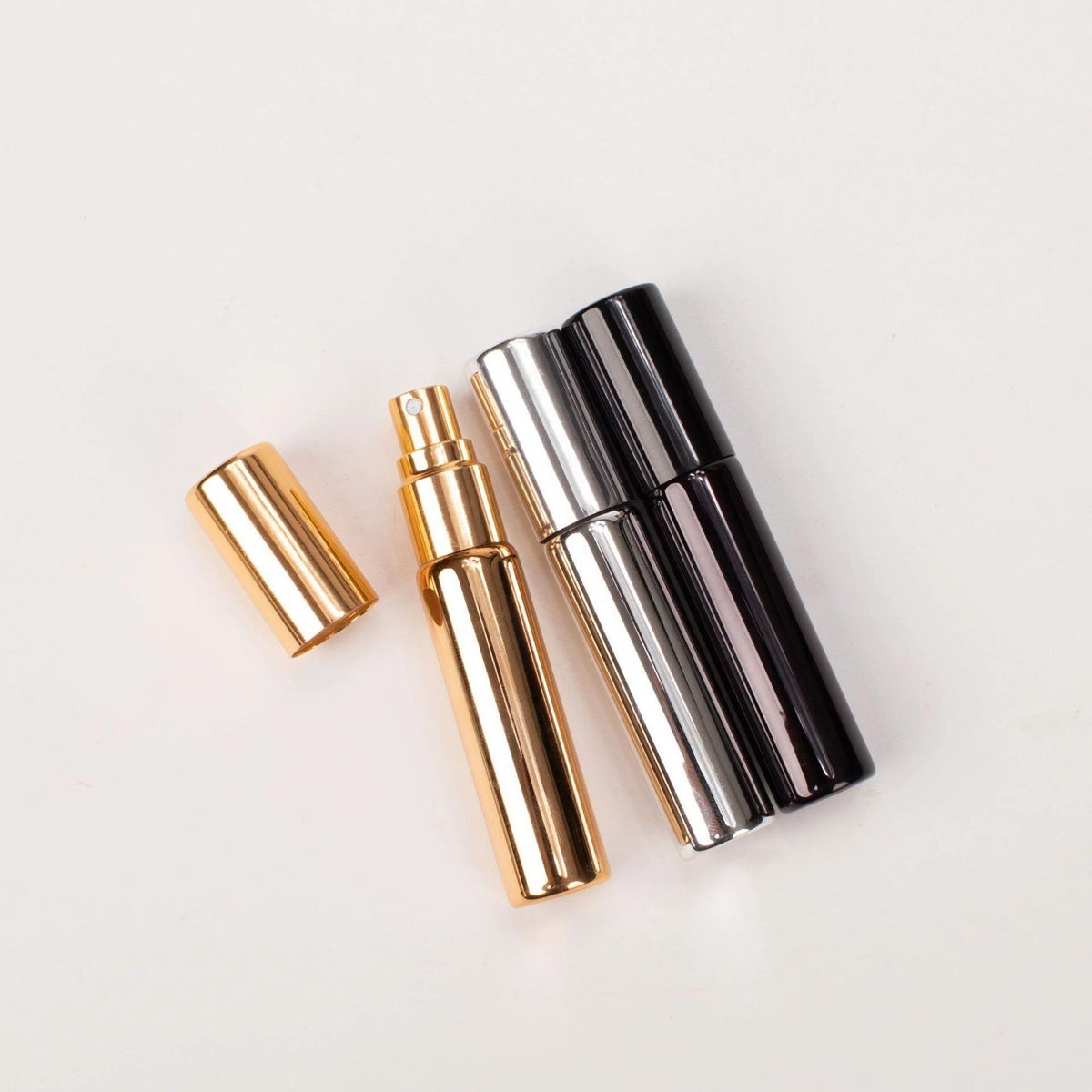 New Design Unique Silver and Gold Round Glass Cosmetic Bottle with Screw Lid Packaging