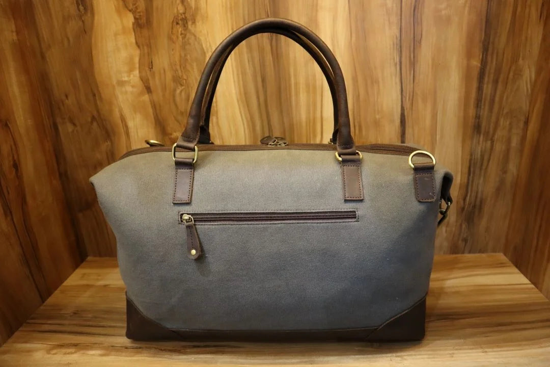 Large Capacity Waxed Canvas Duffel Bag for Travel Wear-Resistant Water Proof Luggage Duffel Bag Genuine Leather