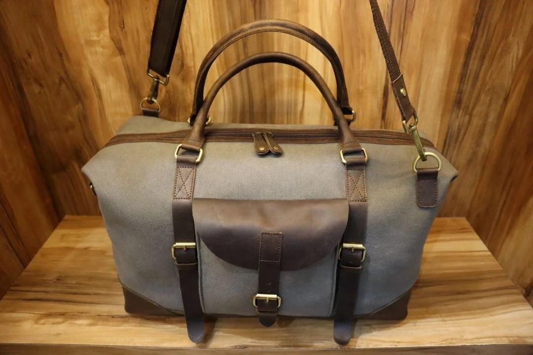 Large Capacity Waxed Canvas Duffel Bag for Travel Wear-Resistant Water Proof Luggage Duffel Bag Genuine Leather