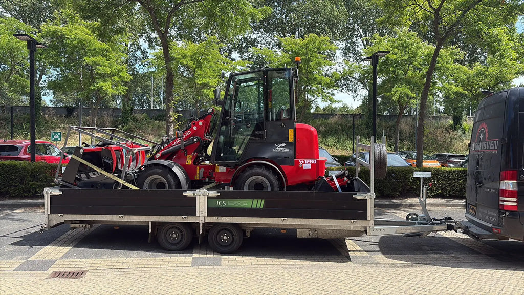 Europe Best-Selling Compact Loader W1160 Mini Loader LANDWARD Original Japanese Diesel Engine Wheel Diesel Loader Customization