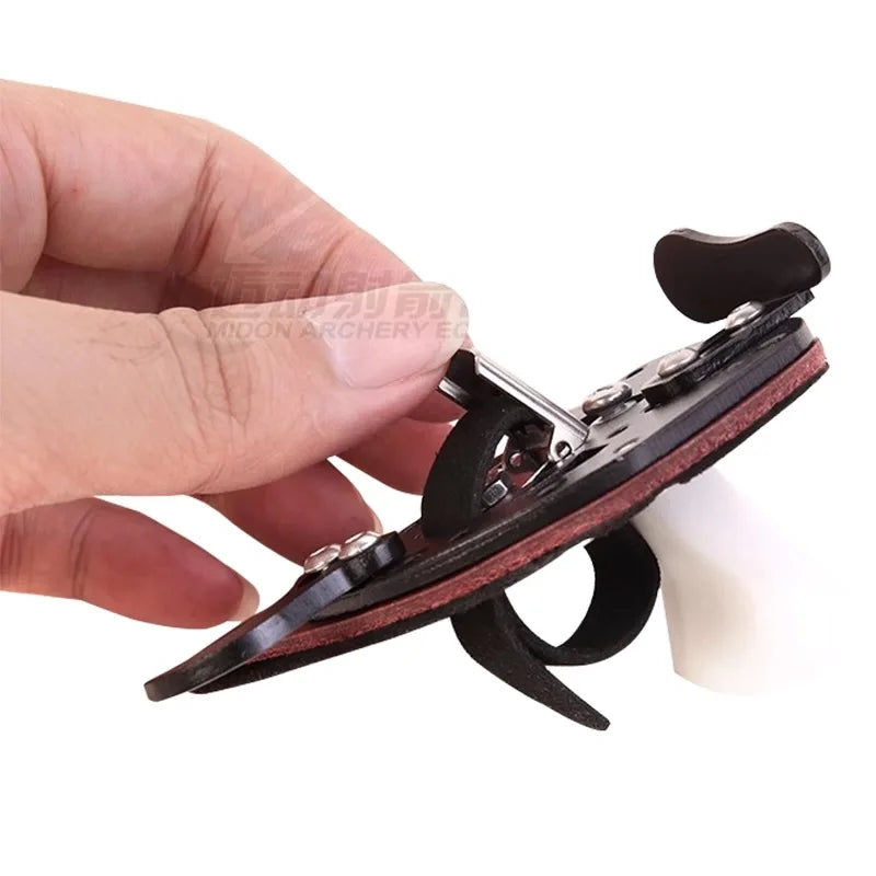 DECUT Archery Finger Tabs Guards Protector Left Hand/Right Hand S/M/L/XL Genuine Cowhide Leather For Recurve Bow Protective Gear
