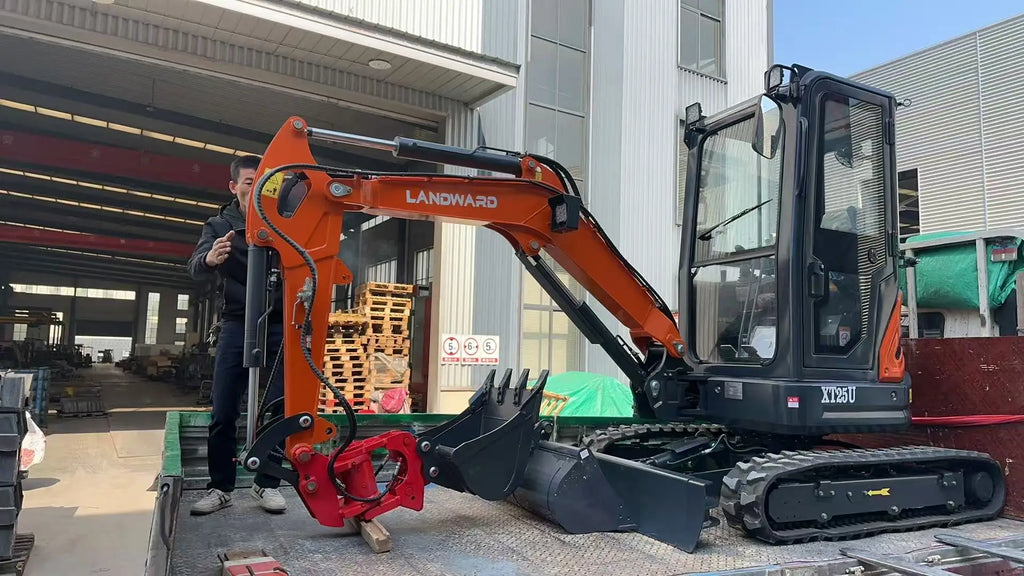 New 2.5 Ton Mini Excavator Agriculture Excavators XT25U Optional Diesel Engine Customize Euro 5 Hydraulic Crawler Mini Excavator