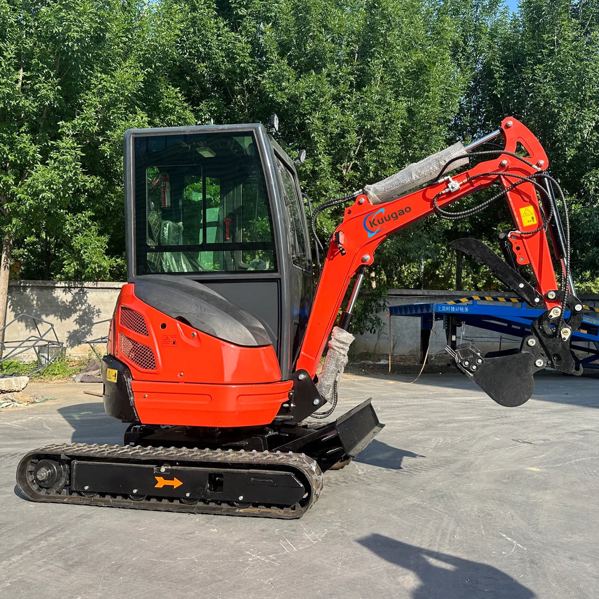 Mini Excavator 2 Ton 2.5 Ton Customize Factory Price Mini Digger Free Shipping Kubota Engine Excavator Bagger Crawler Excavator