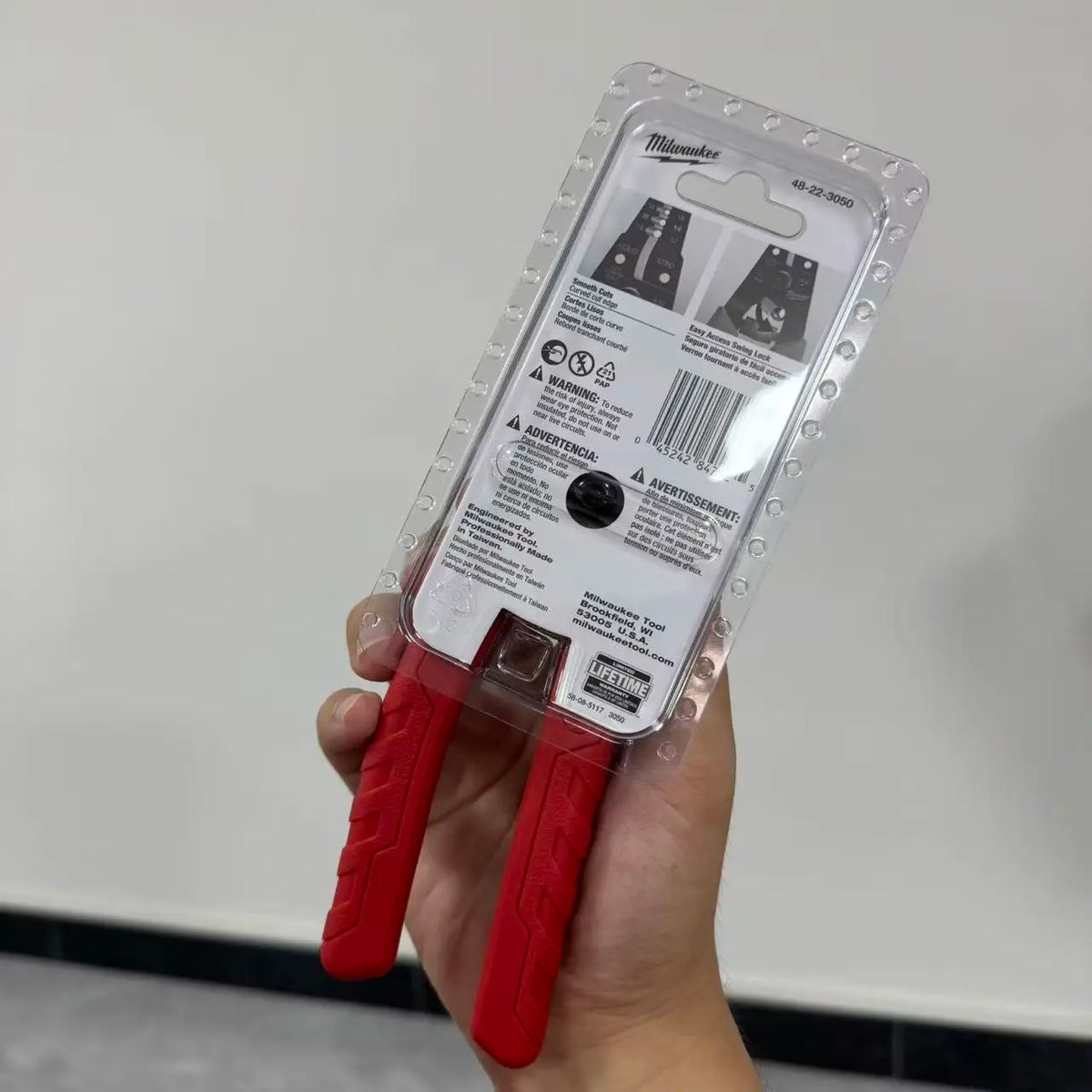 Milwaukee 48-22-3050 Wire Stripper Multi-Function Electrical Stripping Tool for Electricians & Wiring Projects