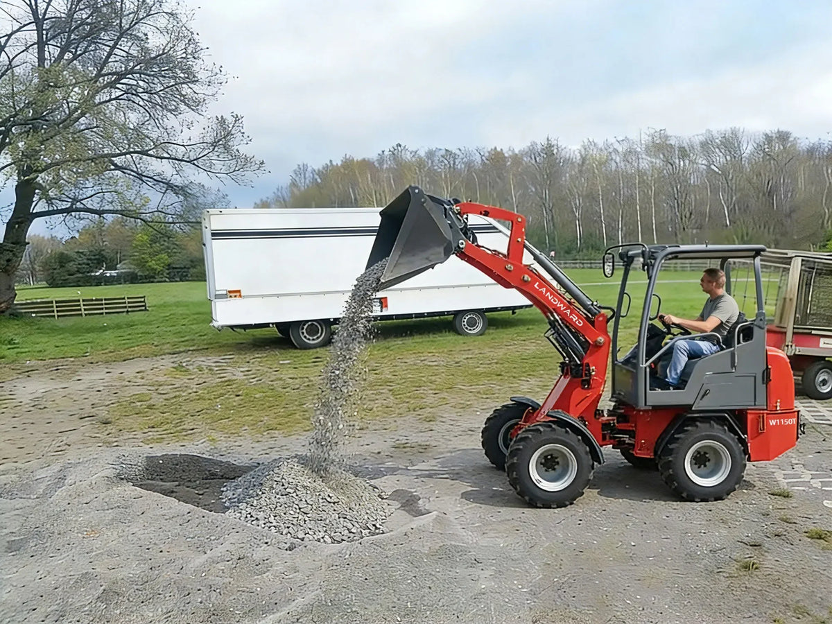 Farm Loader Diesel Kubota Engine Mini Loader Euro5 EPA Wheeled Mini Loader Hydraulic 4×4 Compact Loader 2 Ton Loaders Customized