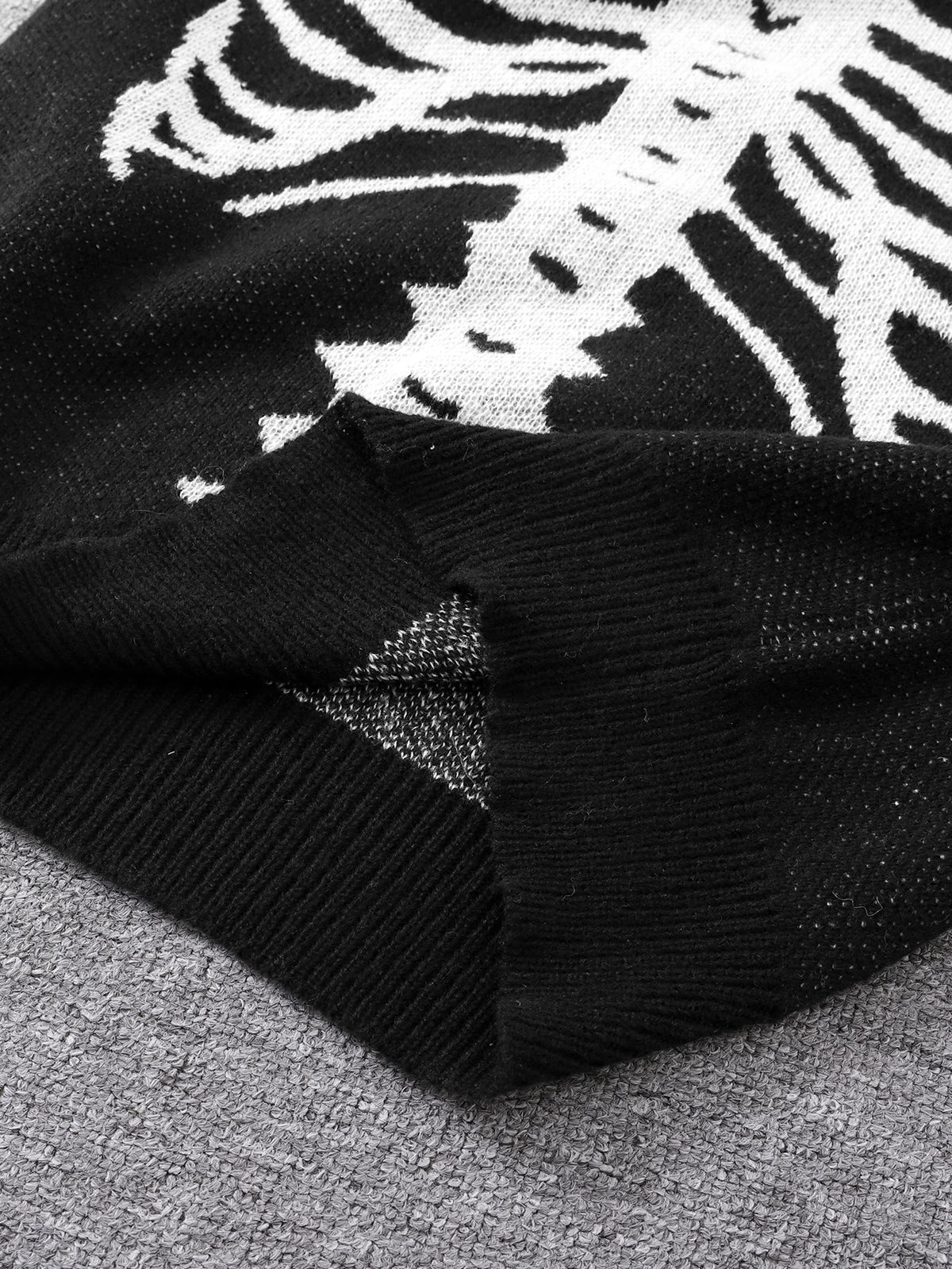 New Popular Autumn and Winter Backbone Jacquard Pattern Pullover Sweater Casual Round Neck Knitted Men's Pullover