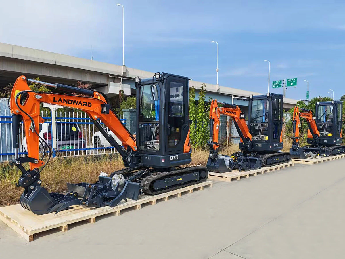 Landward Factory 3 Ton Mini Excavator Customize Small minibagger Wholesale excavators Hydraulic 2.5 ton Mini Excavators Machine