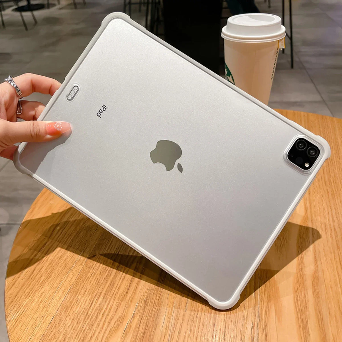 Translucent Matte Case for IPad Case M5 Pro Air A16 2025 13 11 12.9 4 5 6 7 8 9 10 Generation 10.2 10.9Inch Mini 7 Acrylic Funda