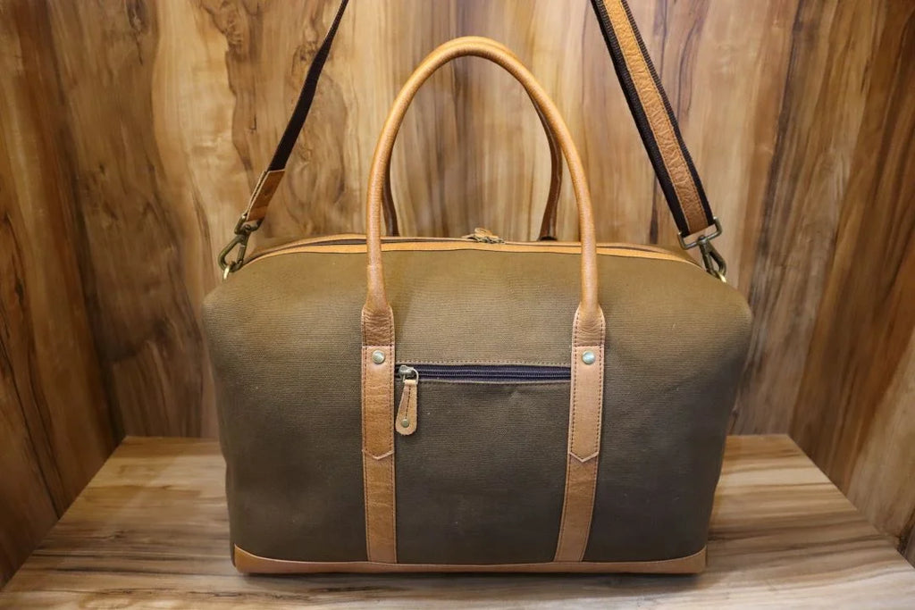 Real Handmade Large Capacity Waxed Canvas Duffel Bag for Travel Wear-Resistant Water Proof Luggage Duffel Bag